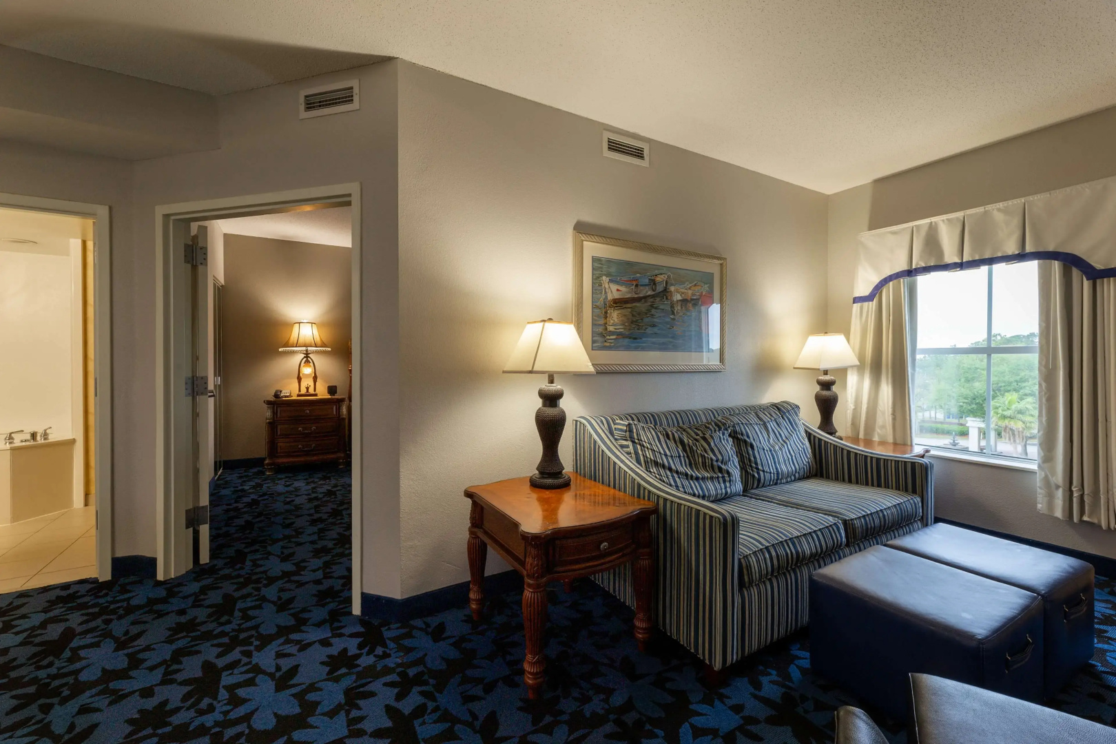 Hampton Inn & Suites Jacksonville Deerwood Park