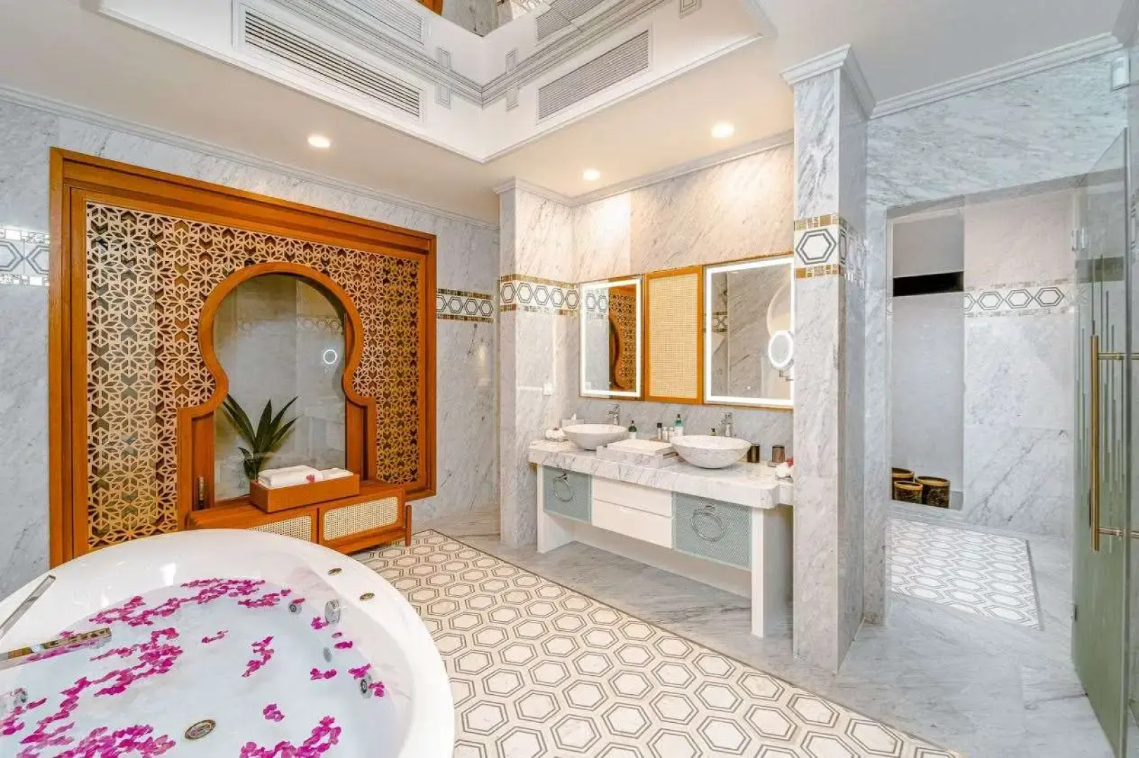 The Signature Collection by Hideaway