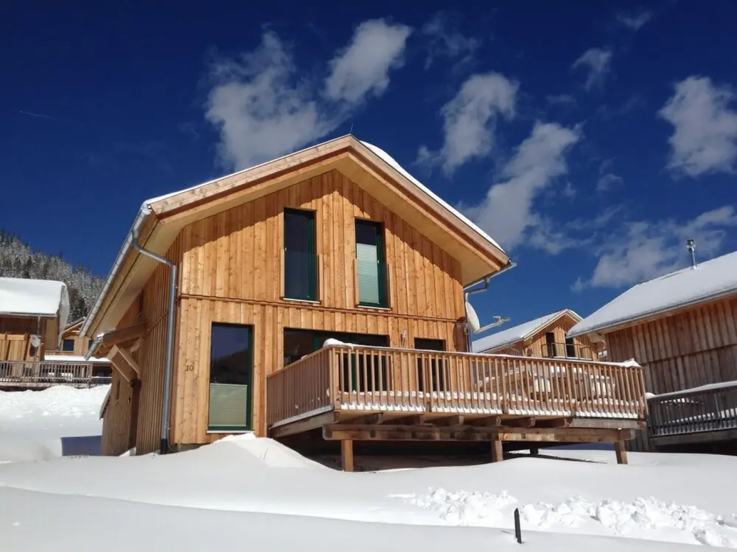 Wooden Chalet with Wellness Centre in Hohentauern