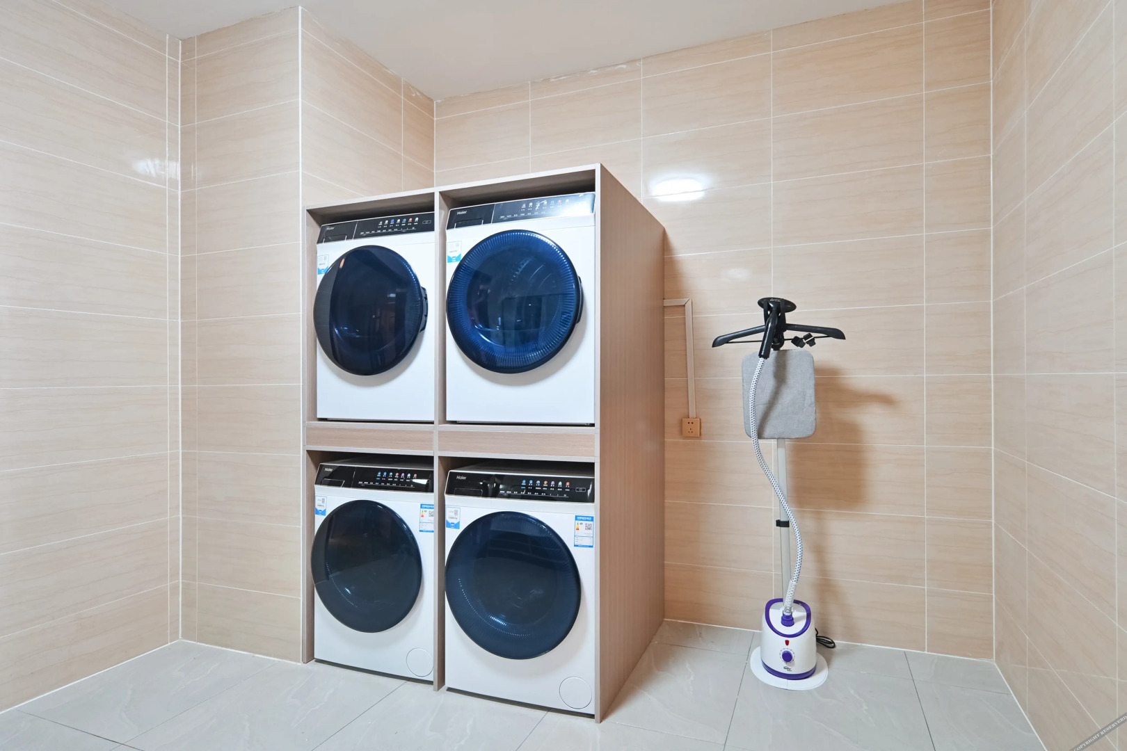 Vienna Hotel (Yecheng Zero Kilometer)