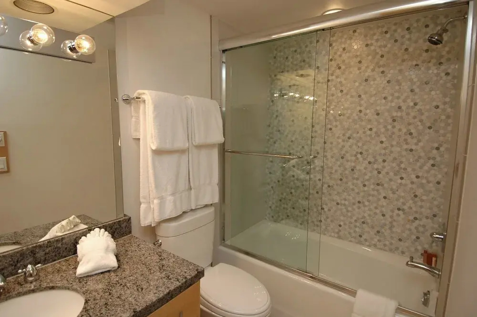 Clarendon by Frias Properties