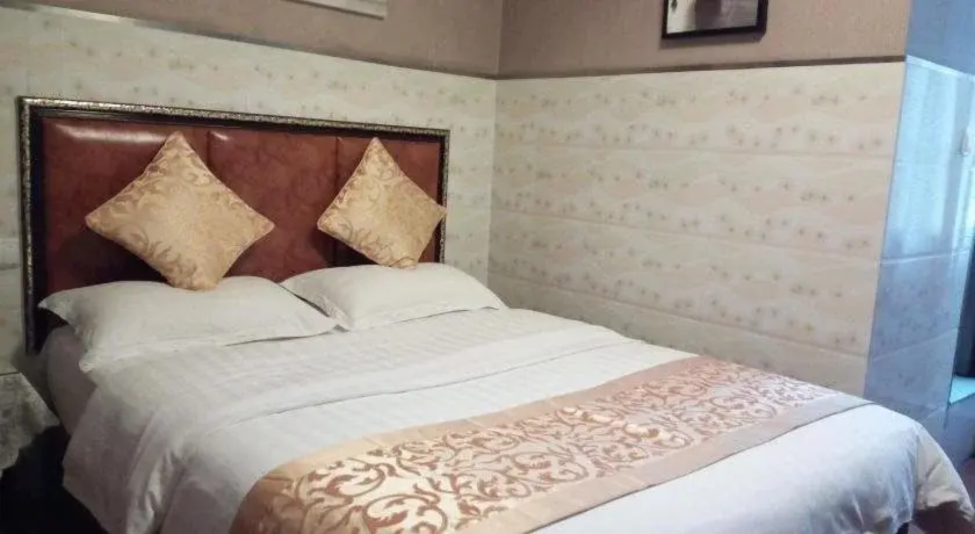 Panzhihua Dongchen Hotel