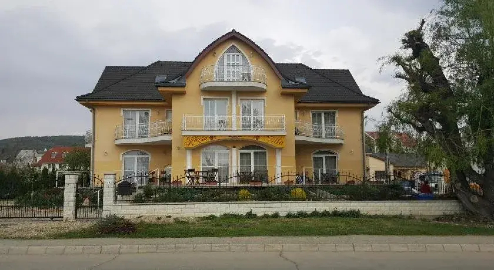 Rózsa Villa