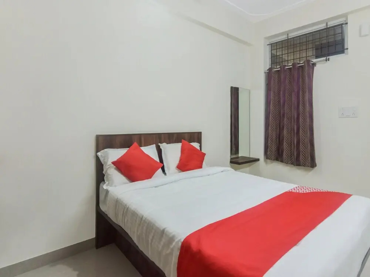 OYO 12347 MV Residency