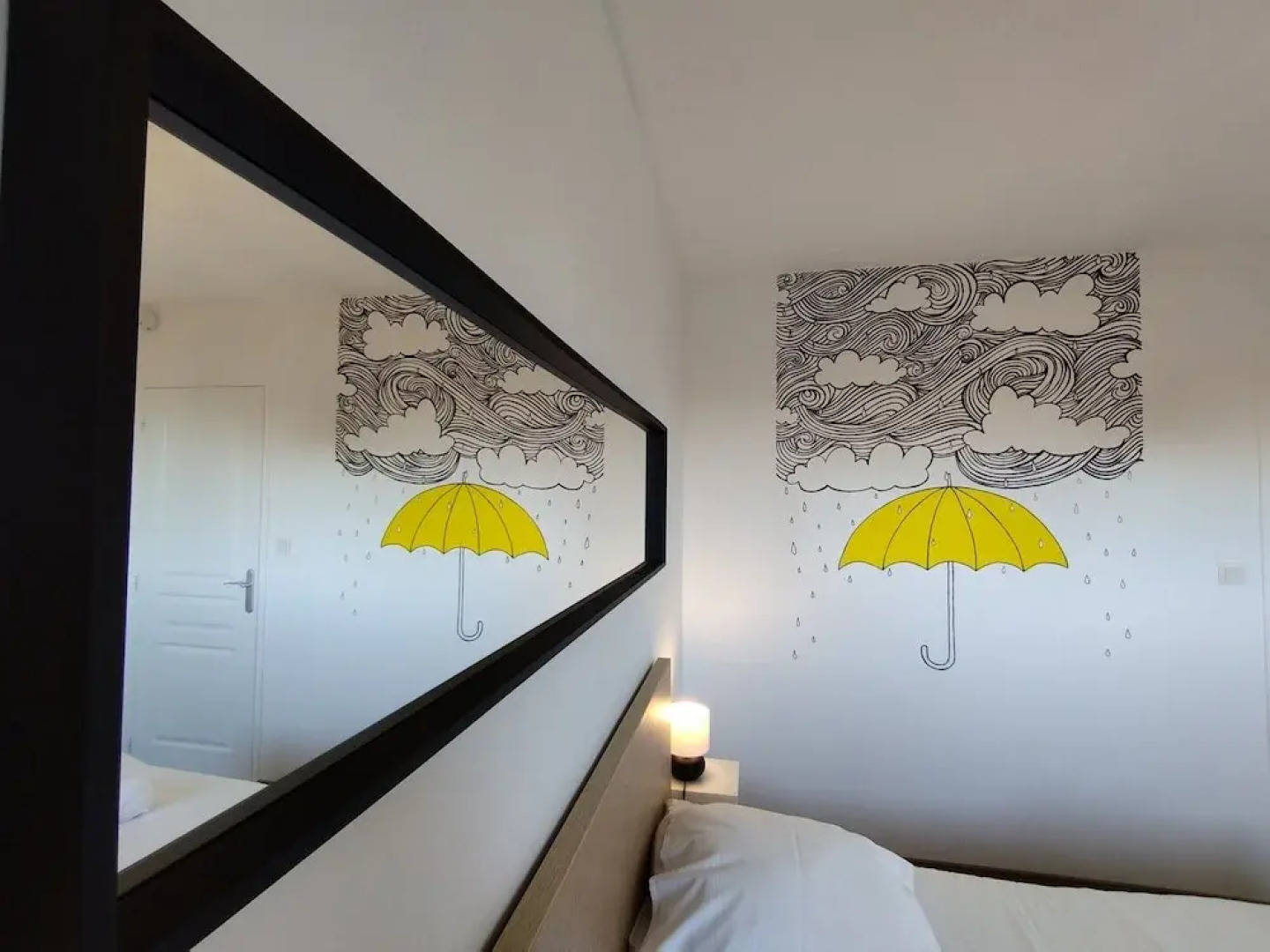 Pretty Family House Near the Beach