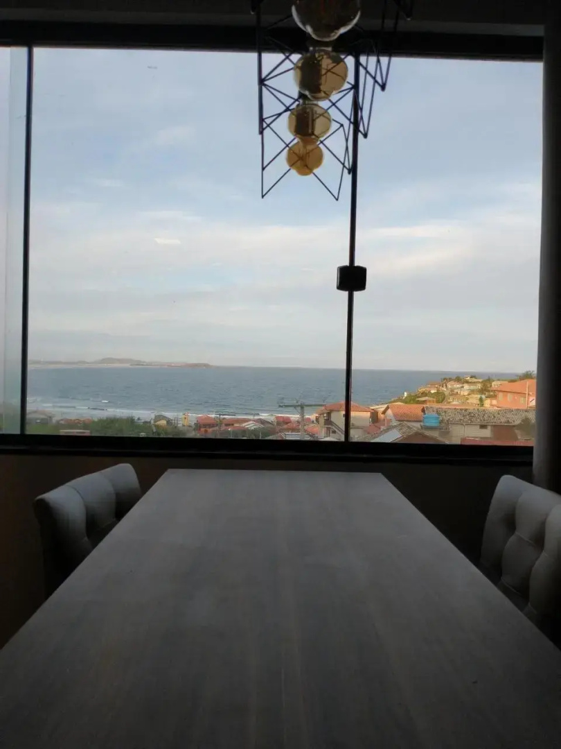 Apto com vista para o mar e o farol - loft 323