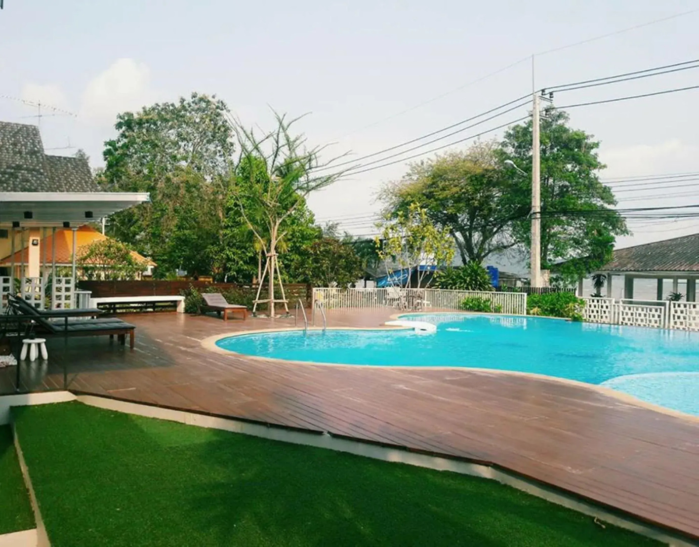 Bang Saphan Resort Hotel