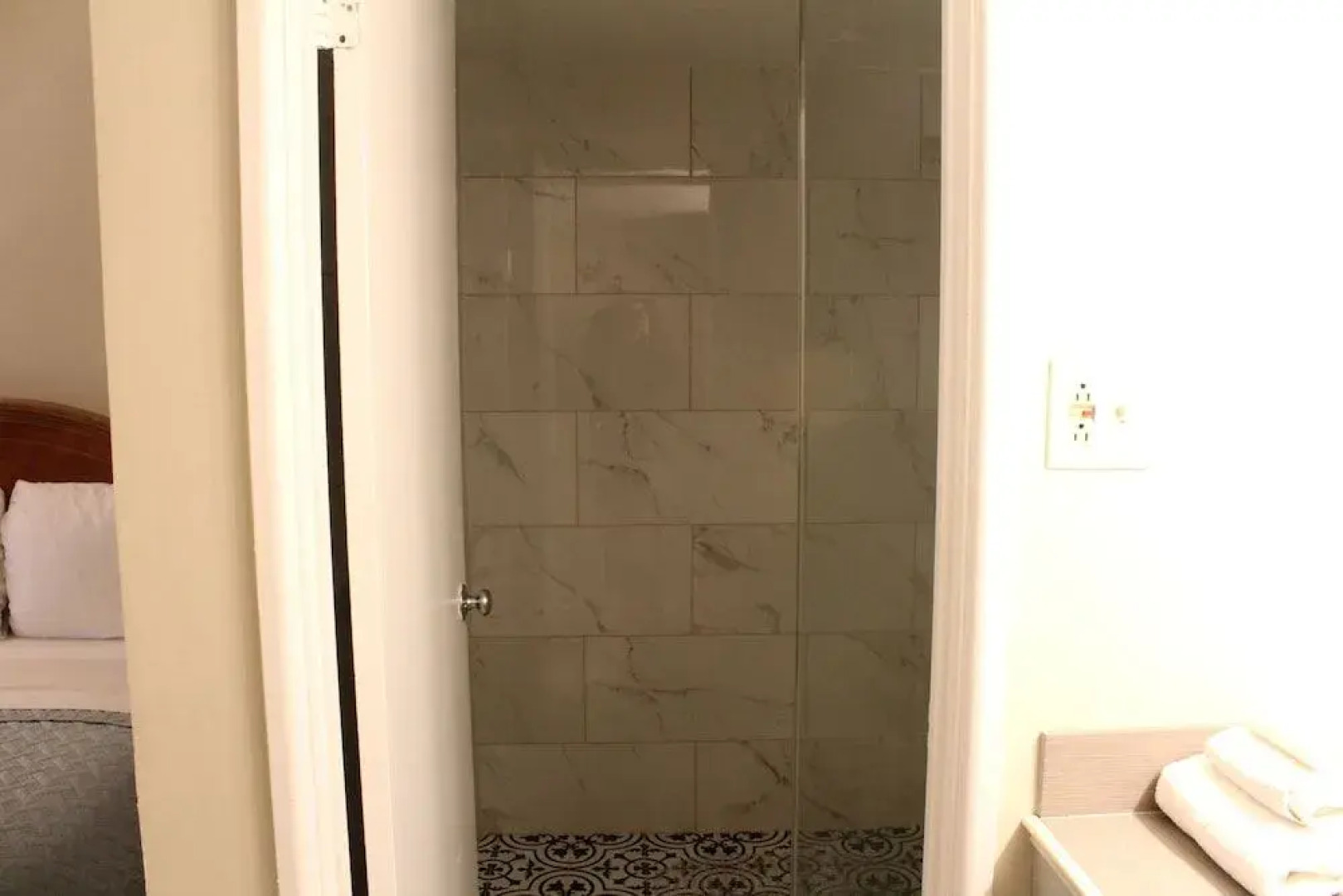 Whaler Inn and Suites