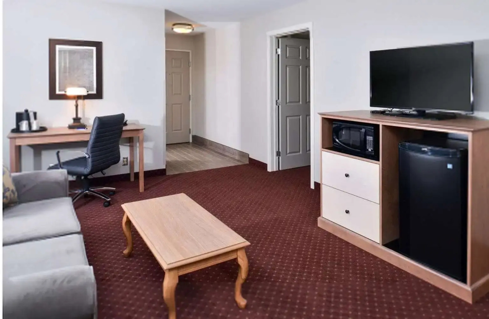Appomattox Inn and Suites
