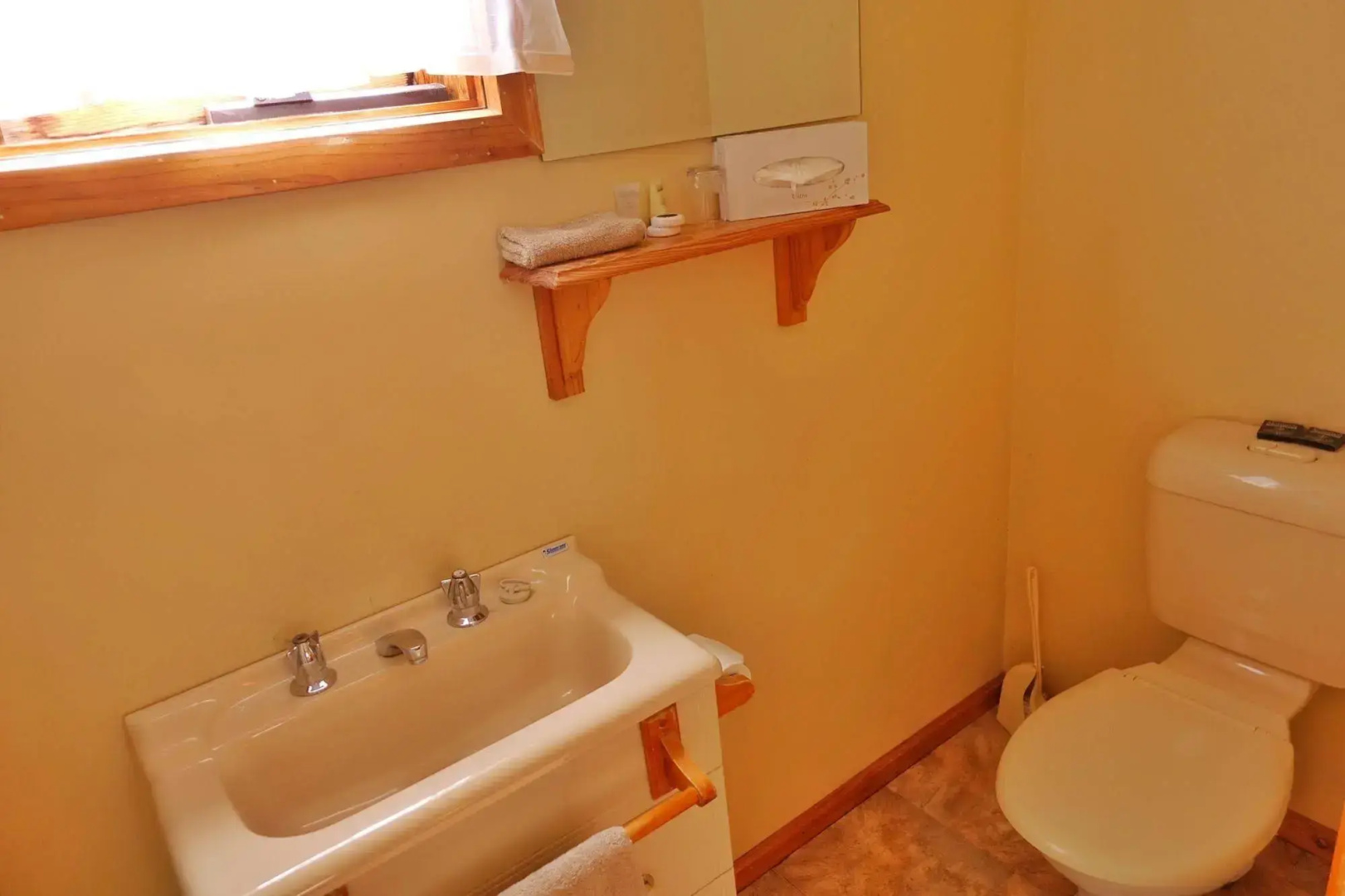 Twelve Apostles Motel & Country Retreat