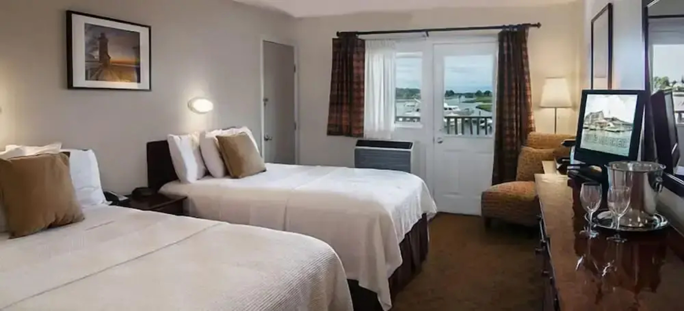 The Hotel at Cape Ann Marina