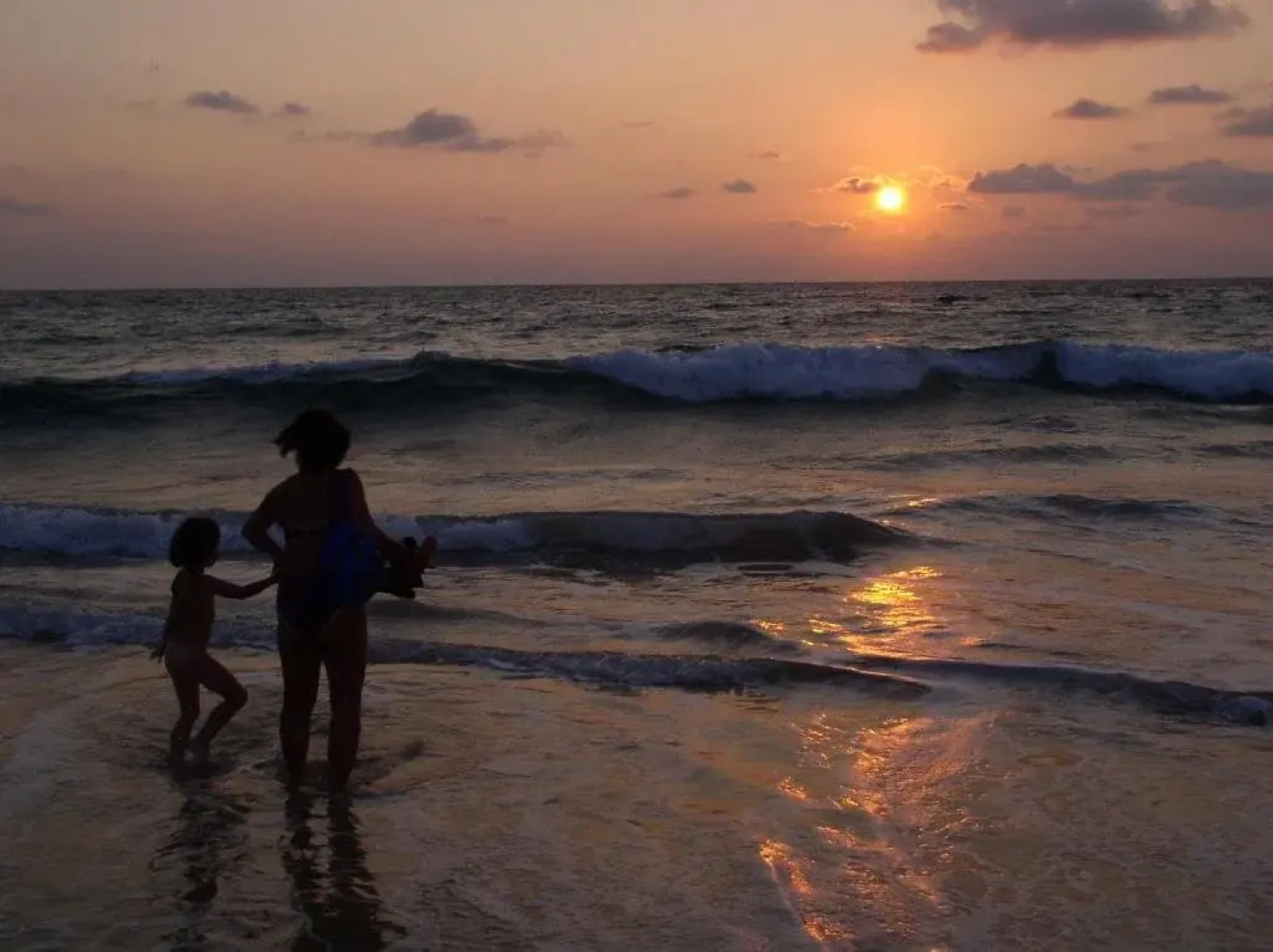 Lom Lae Beach Resort