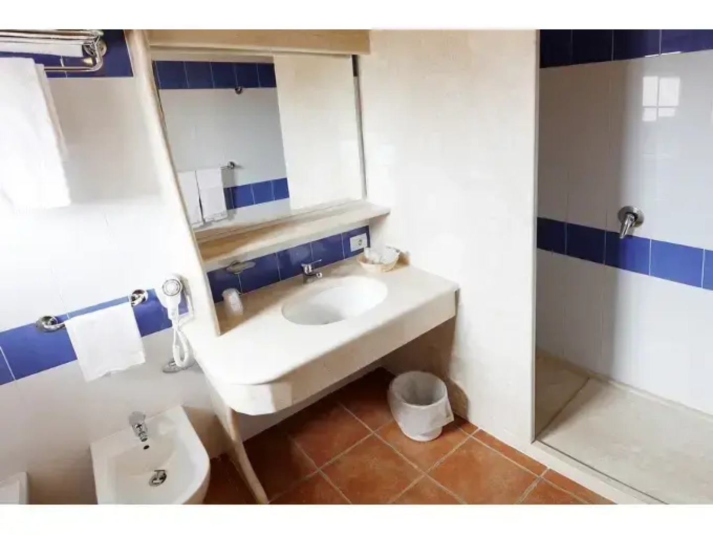 Marina Rey Beach Resort