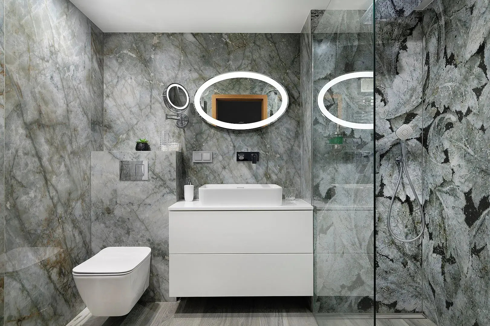 PLATiNIUM RESIDENCE&SPA BASEN-SAUNA CENTRUM