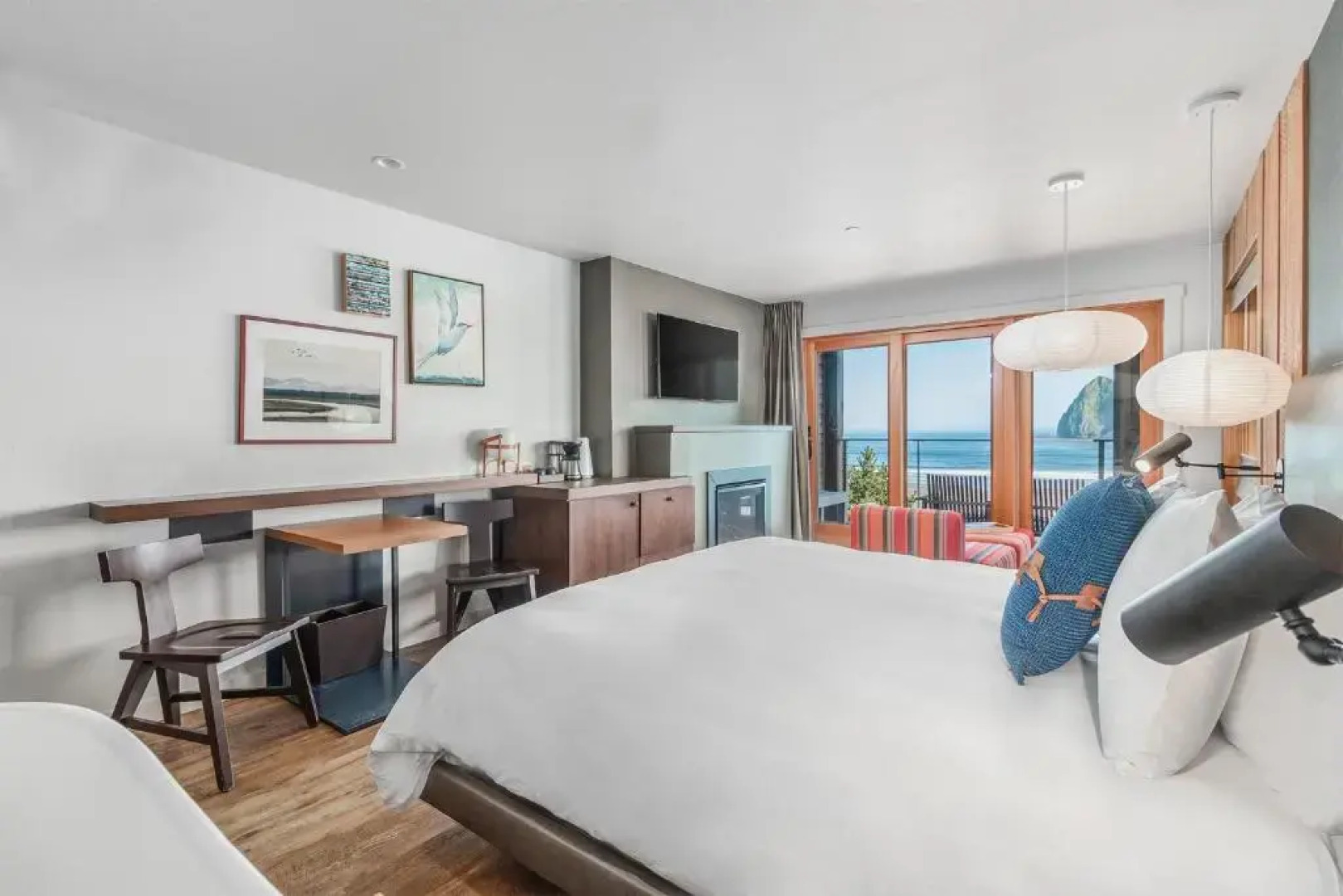 Headlands Coastal Lodge & Spa