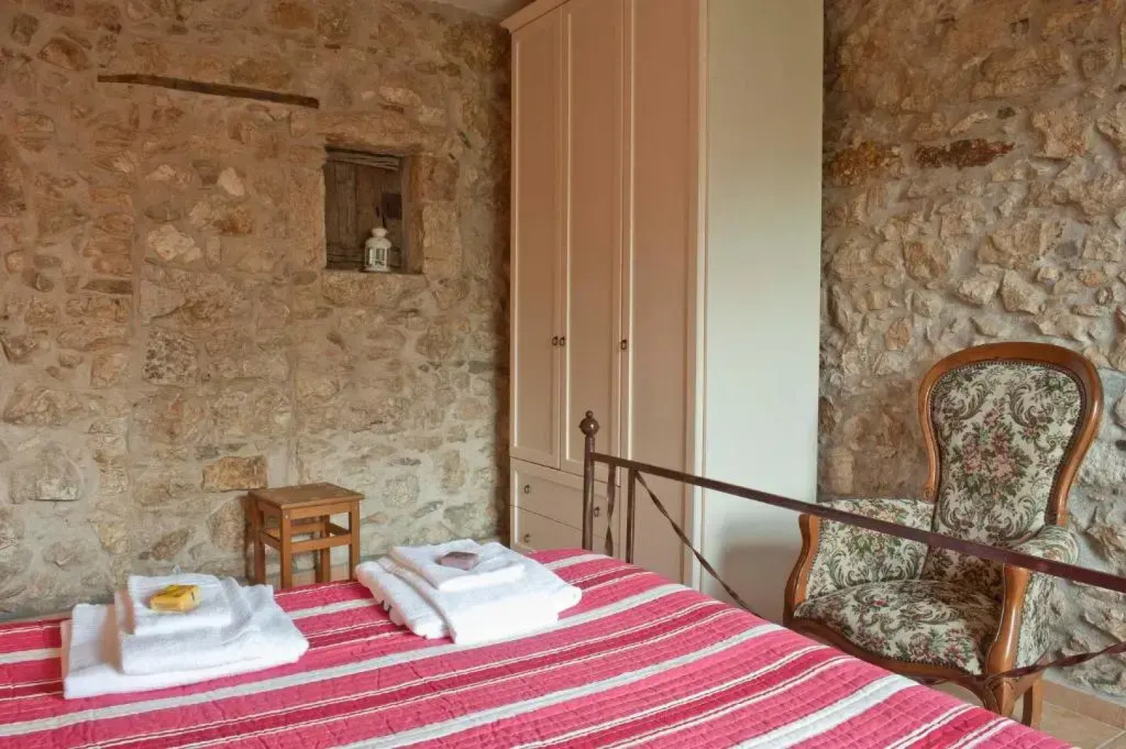 Holiday House " Pietra viva "