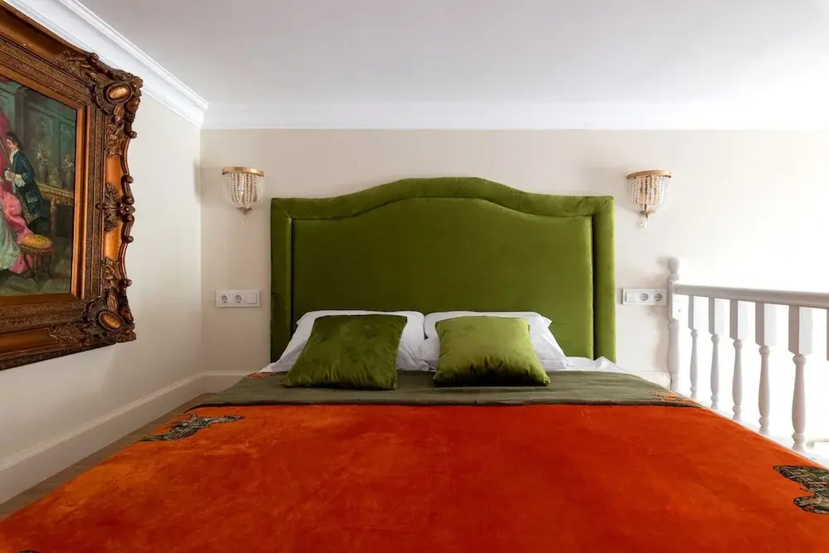 Апартаменты ColorSpb «Легенды Невского проспекта»