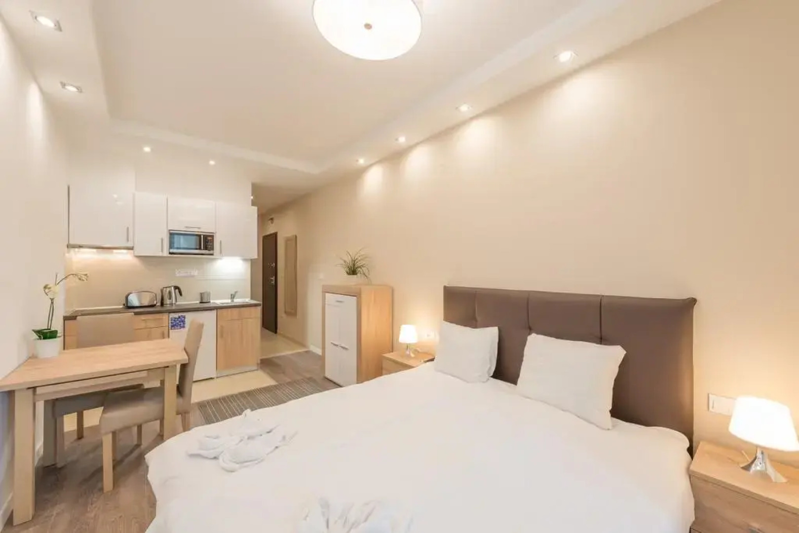 Maple Tree Apartments