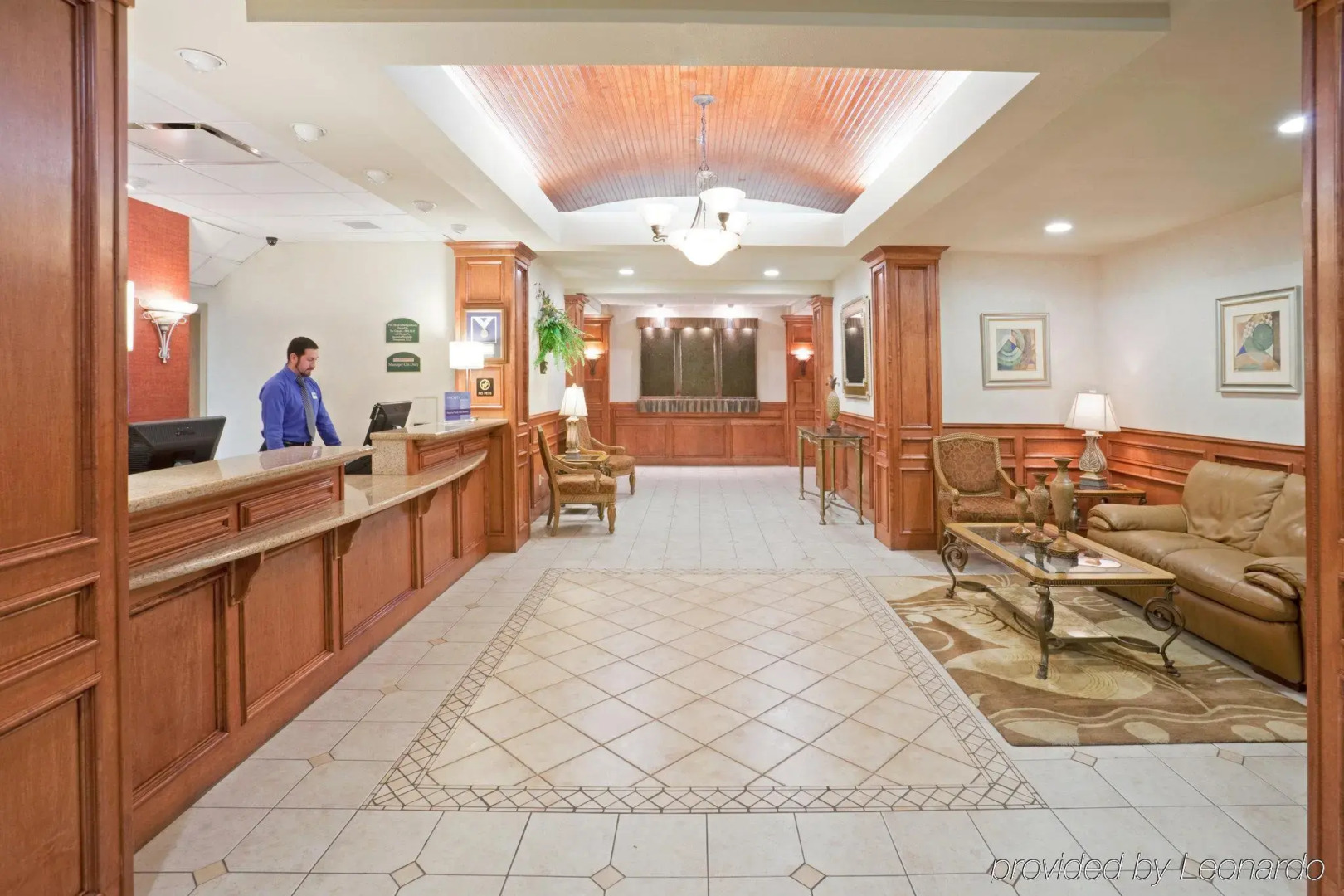 Holiday Inn & Suites Pharr