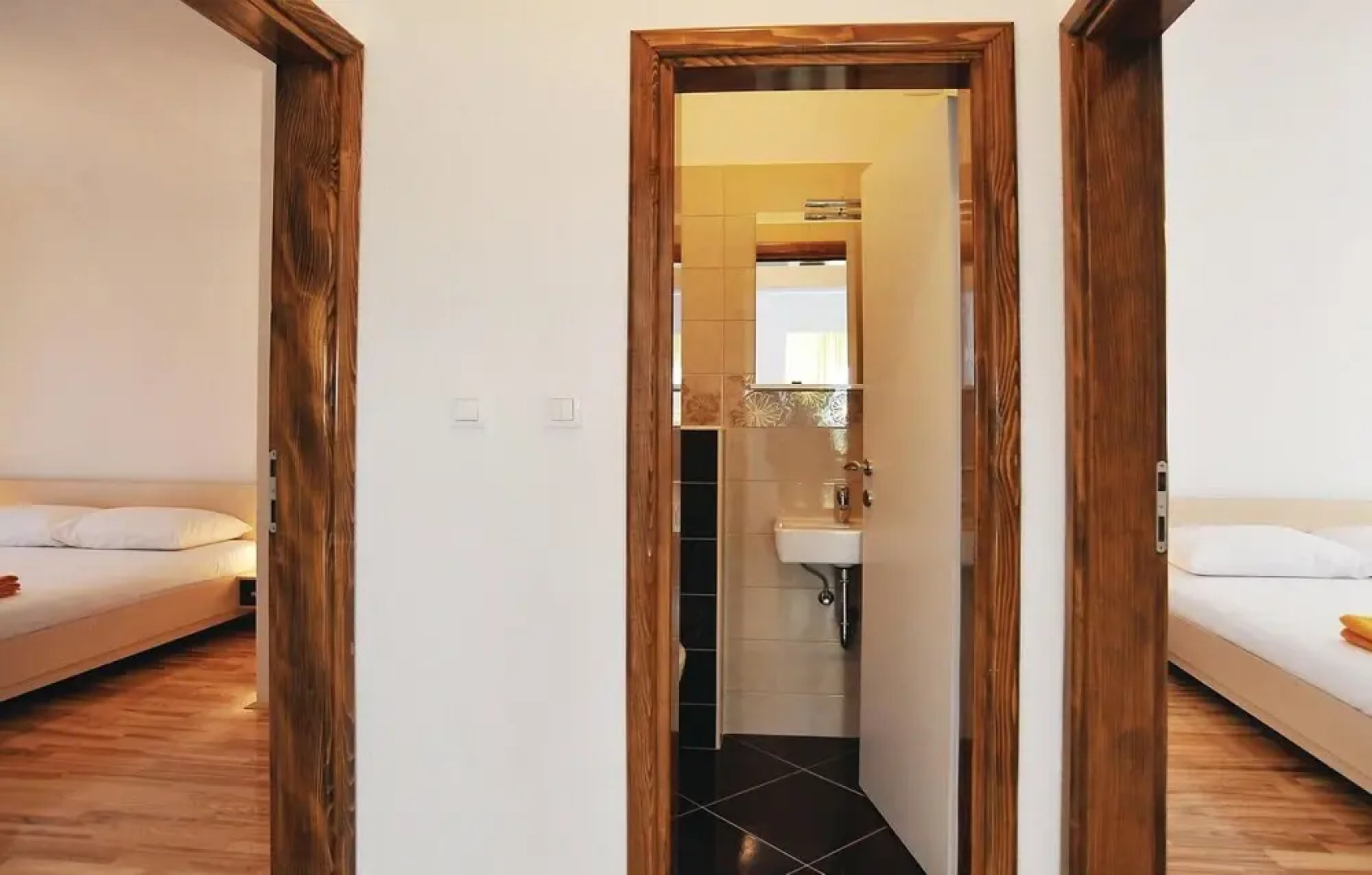 Awesome Home in Pakostane With Wifi and 5 Bedrooms