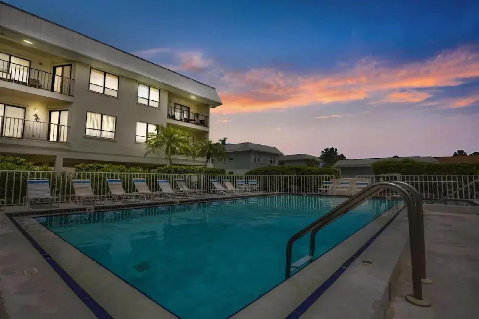 Anna Maria Island Absolute Anna Maria-private Beach Access-heated Pool-wi-fi