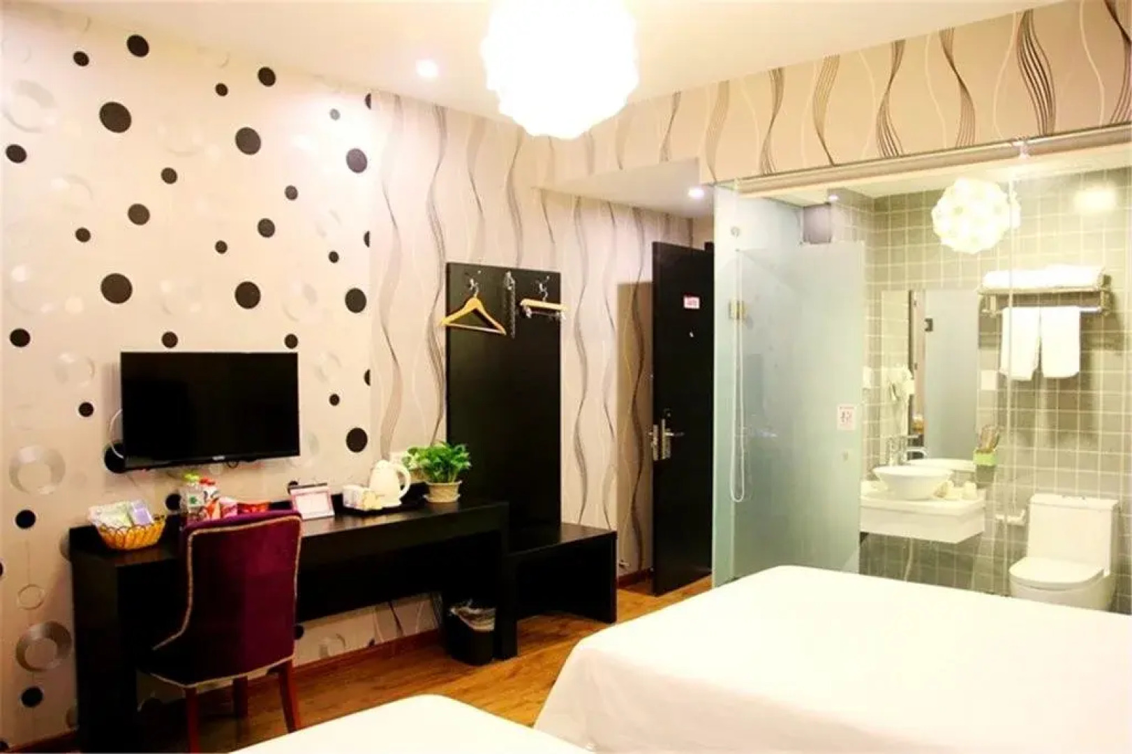 City 118 Hotel Qingdao Licang Square