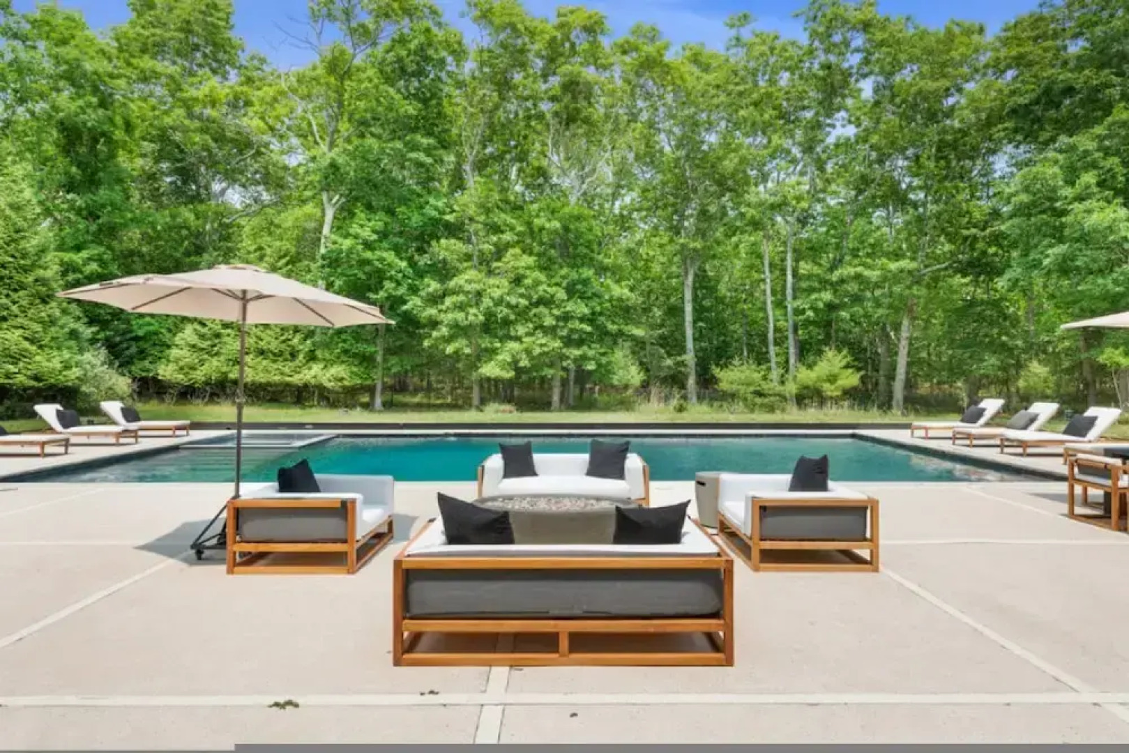 Glass Villa East Hampton