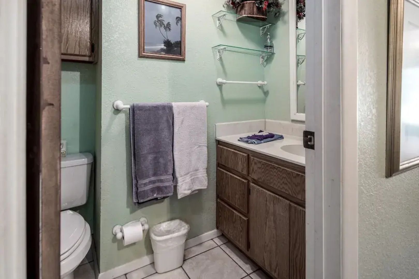 Lady Marmalade's River Cottage - Five Bedroom Cabin