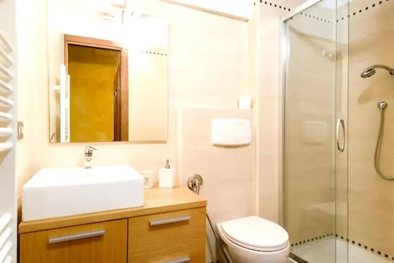 Villa With 9 Bedrooms in Sinalunga, With Wonderful Mountain View, Private Pool, Enclosed Garden