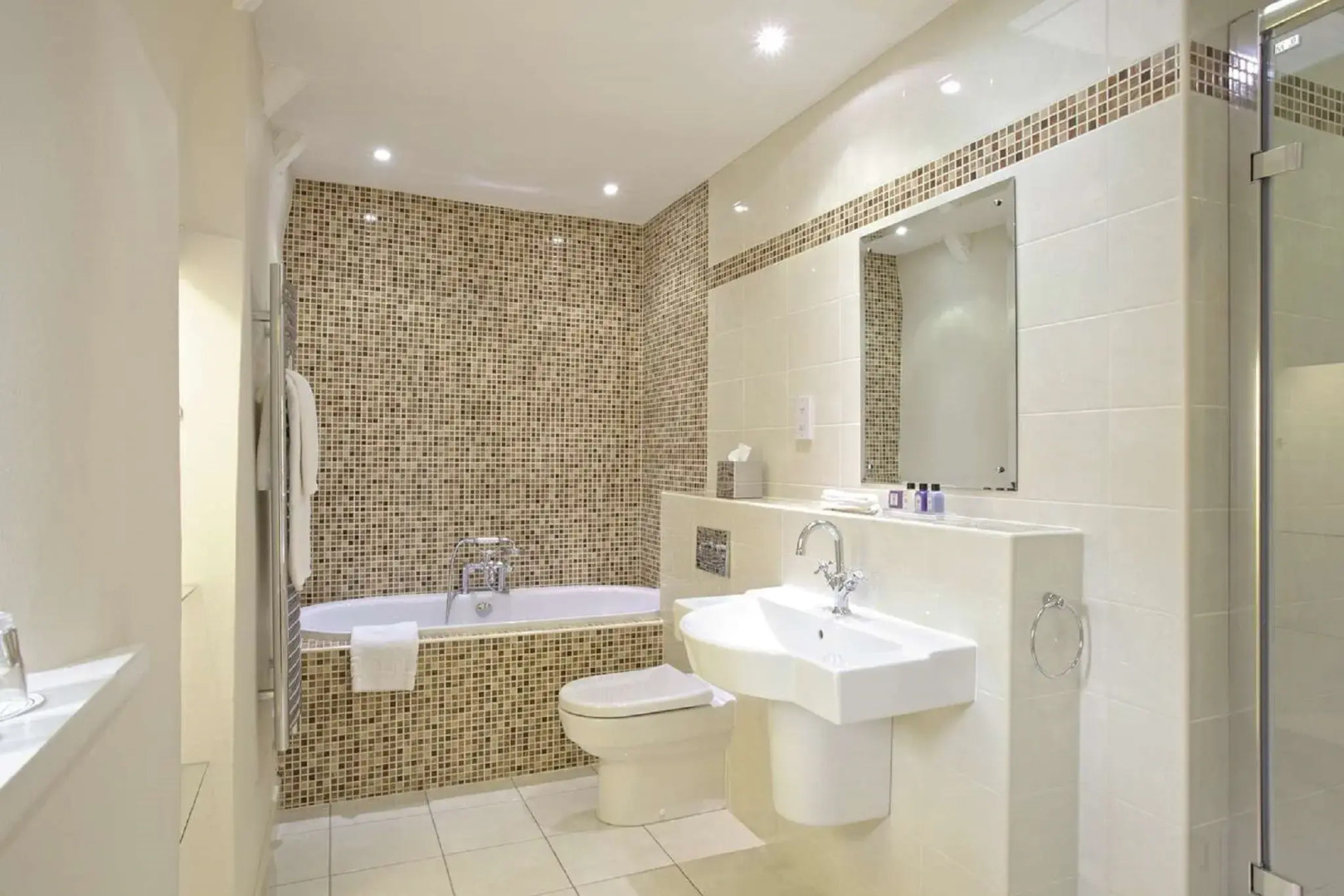 Macdonald Houstoun House