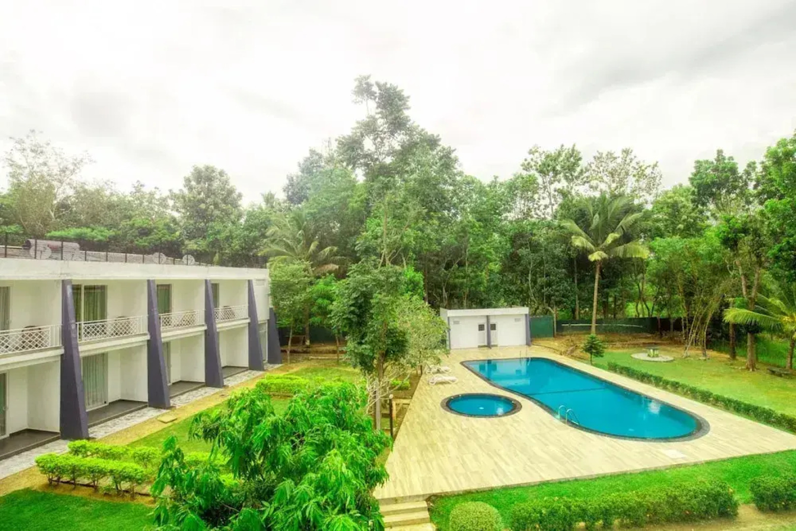 Lavendish Wild Safari Resort