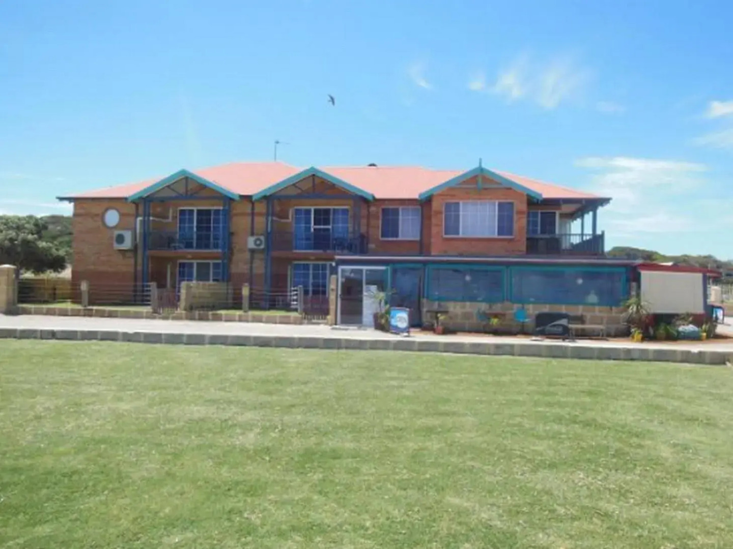 Seaspray Beach Holiday Park