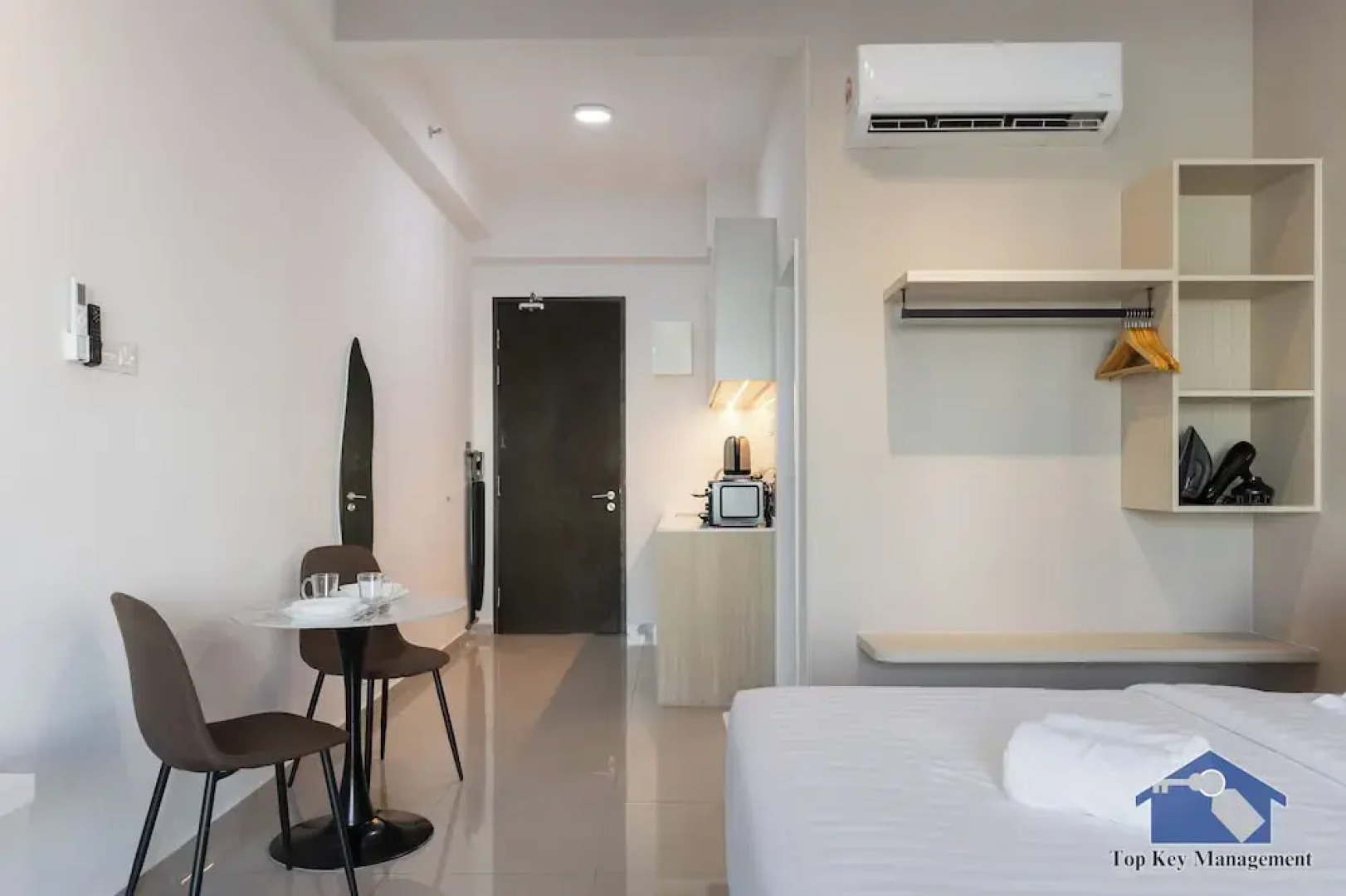 Sunshine Residence Suites