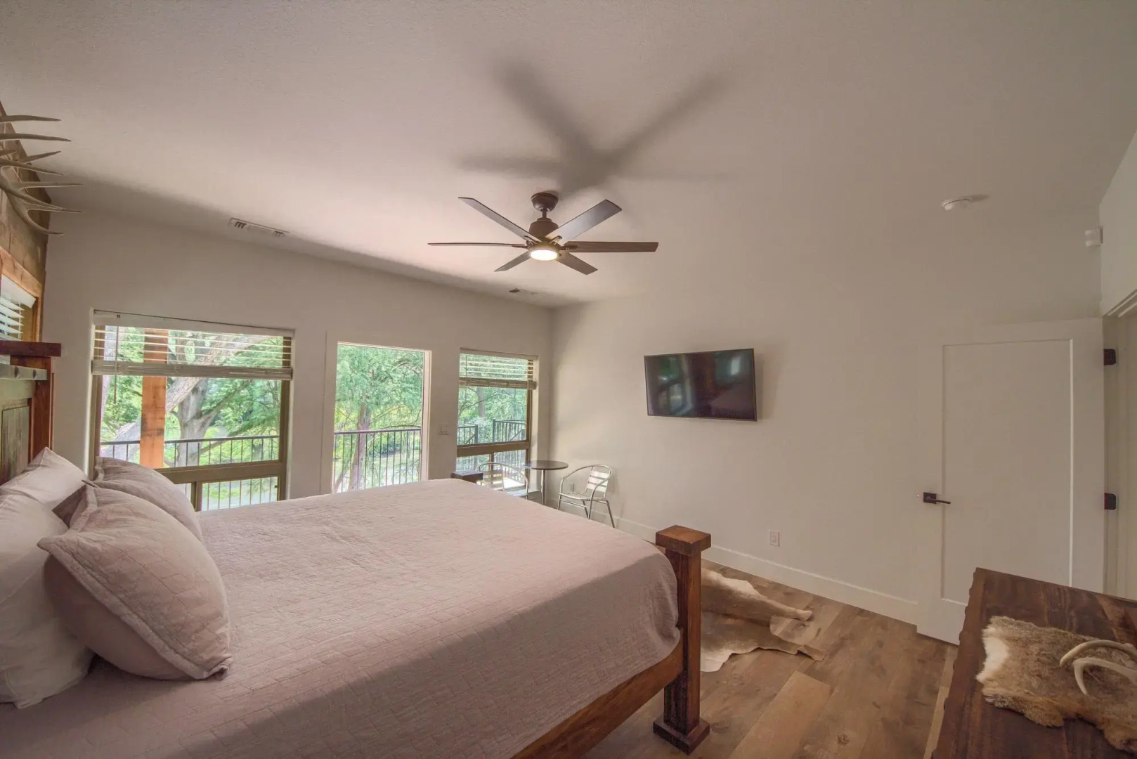 Guadalupe Lodge Rr 7806 Home