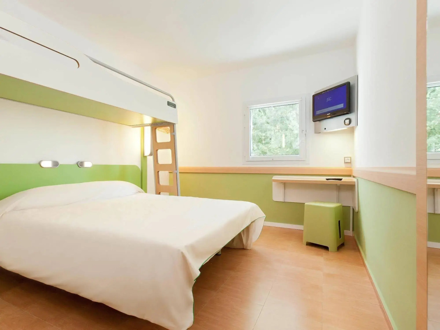 Отель Mia Urban Detroit Tanger