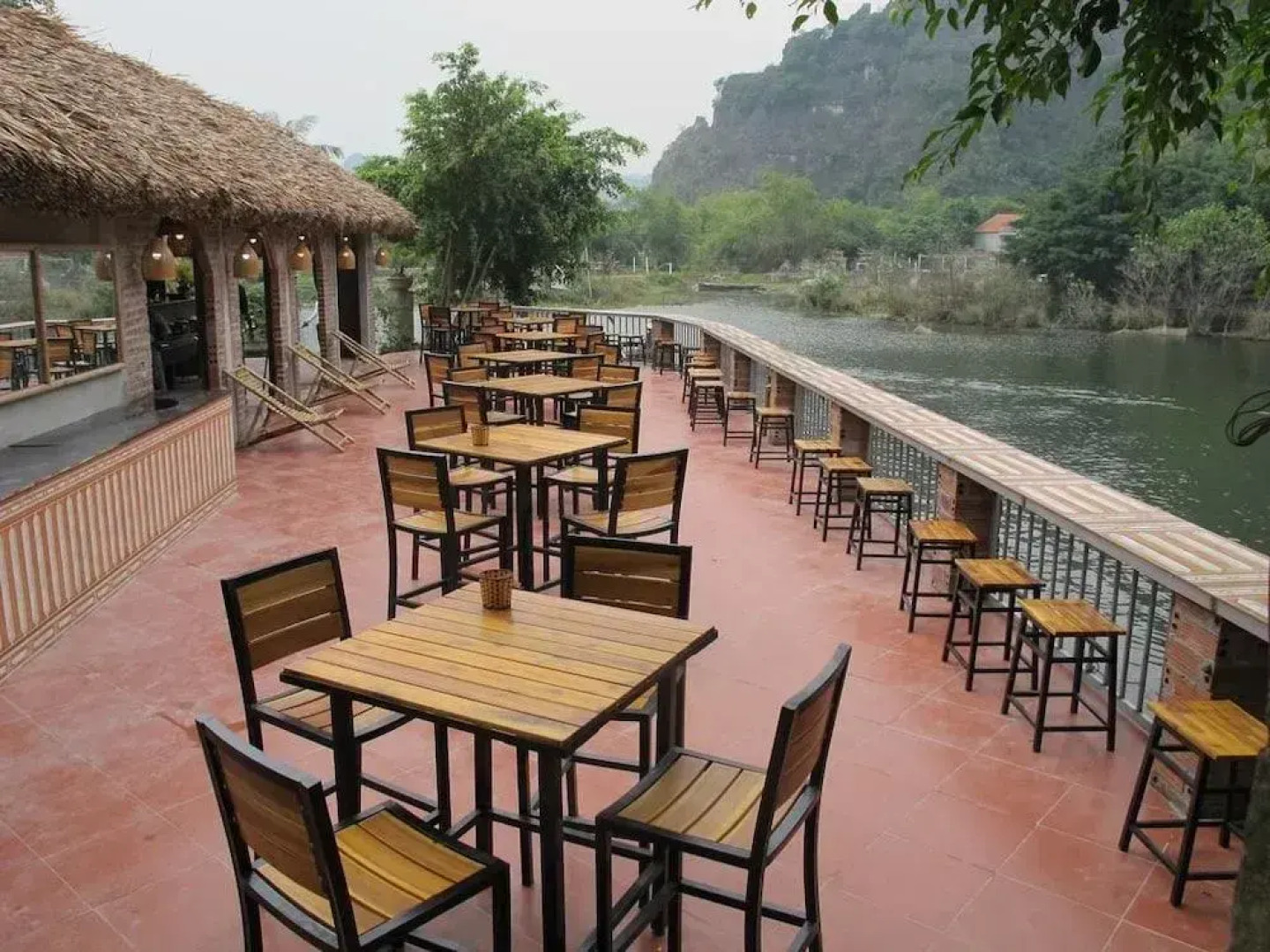 Tam Coc Bungalow