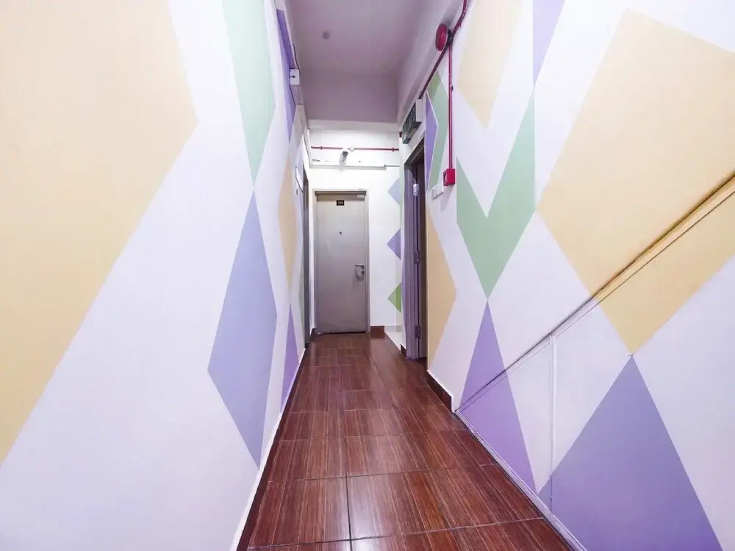 Hotel O Night Queen salak Tinggi