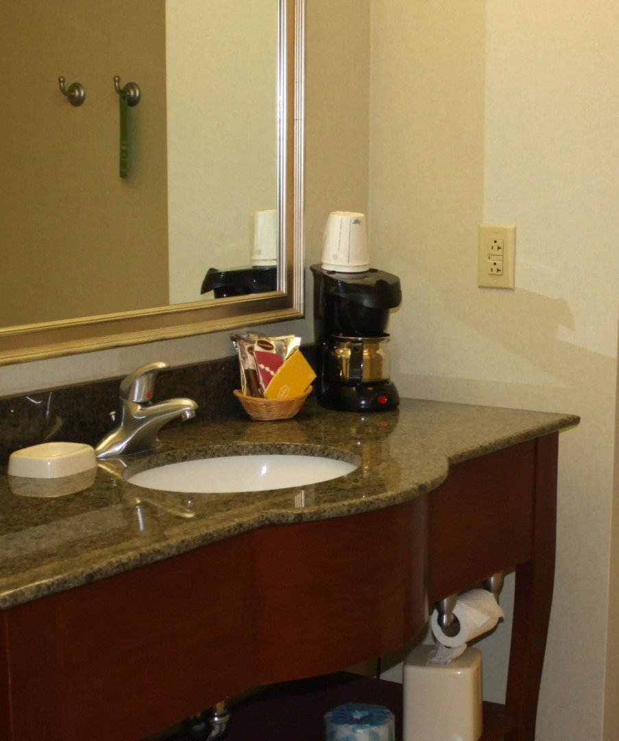 Hampton Inn Clinton