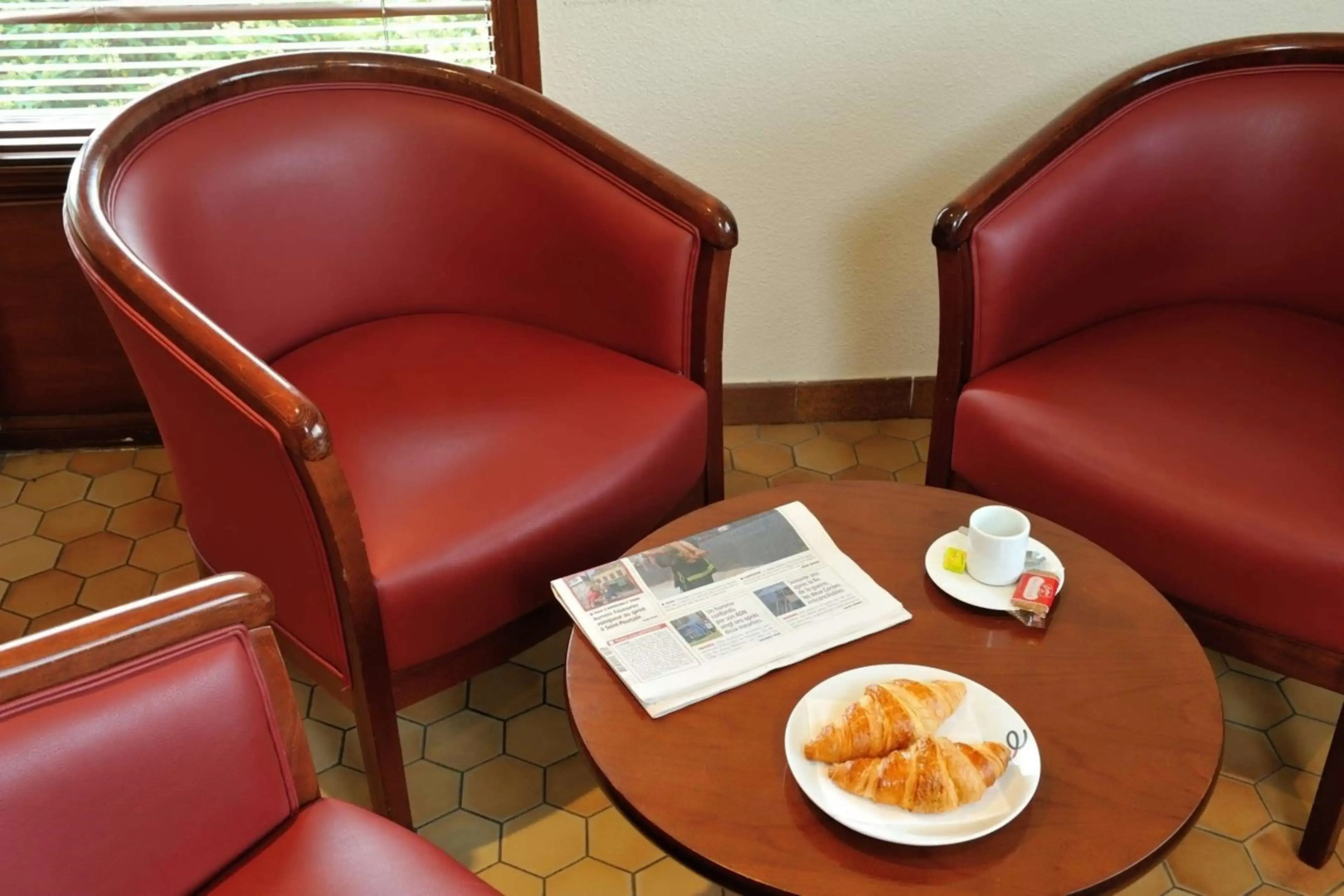 Campanile Moulins - Avermes