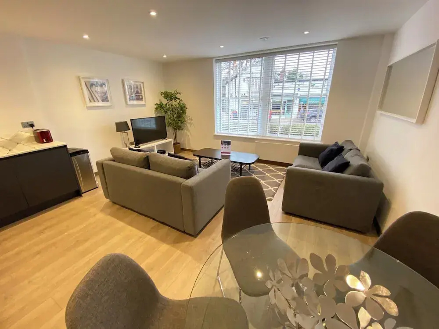 Roomspace Apartments - Harvest Lane