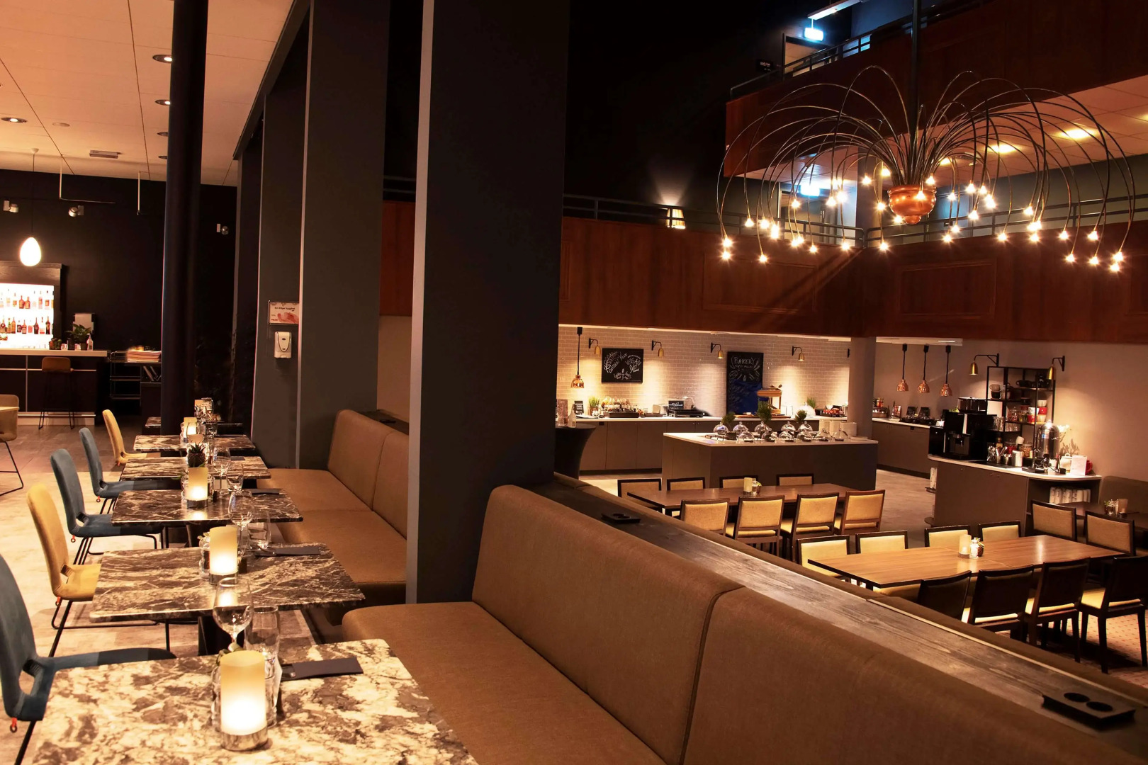 Park Inn by Radisson Oslo Airport Hotel West