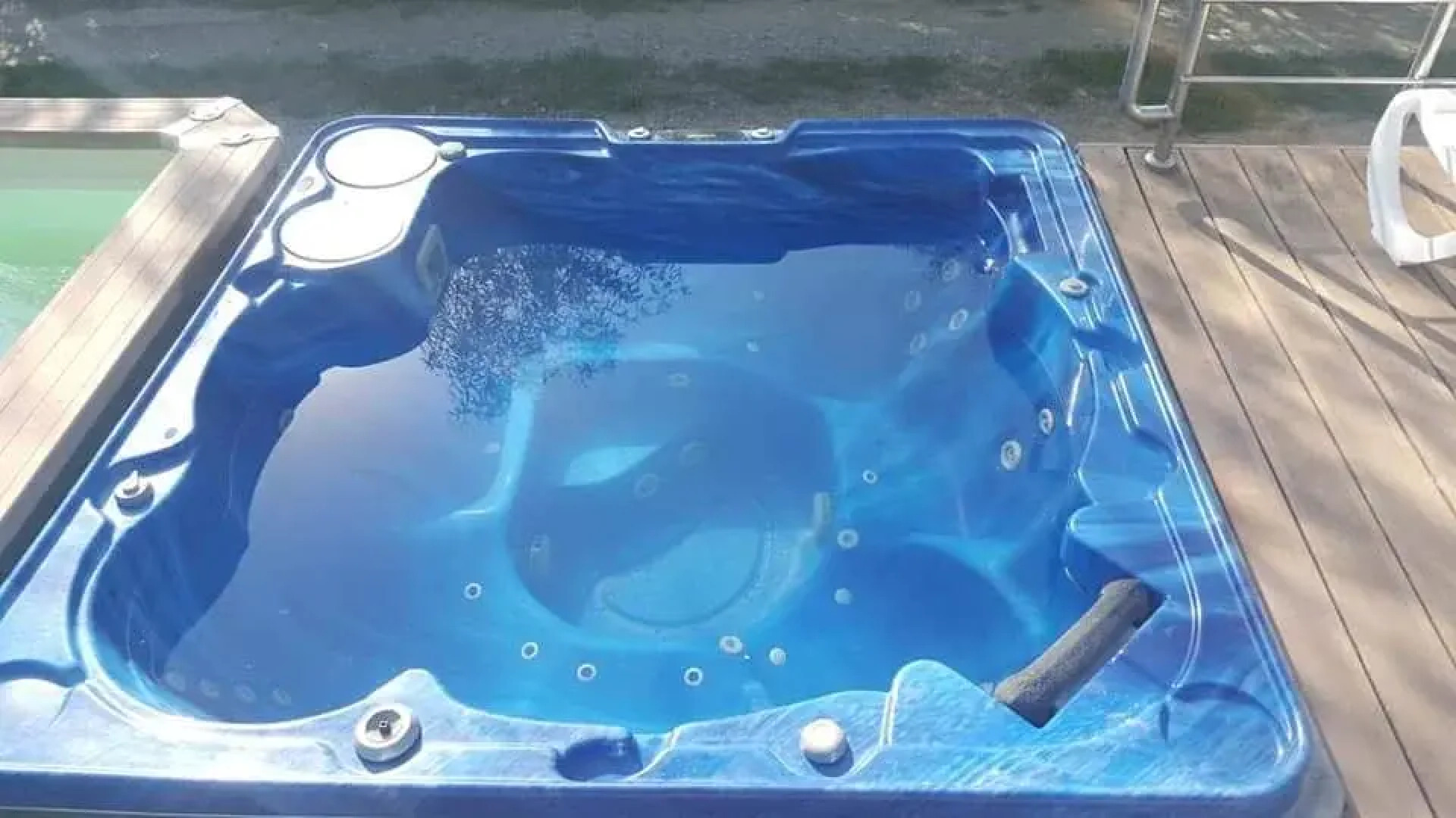 Insula Nada Apelor - Maliuc