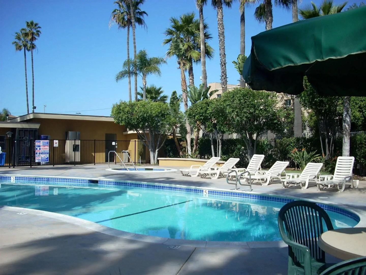 Hotel Palmeras Chula Vista