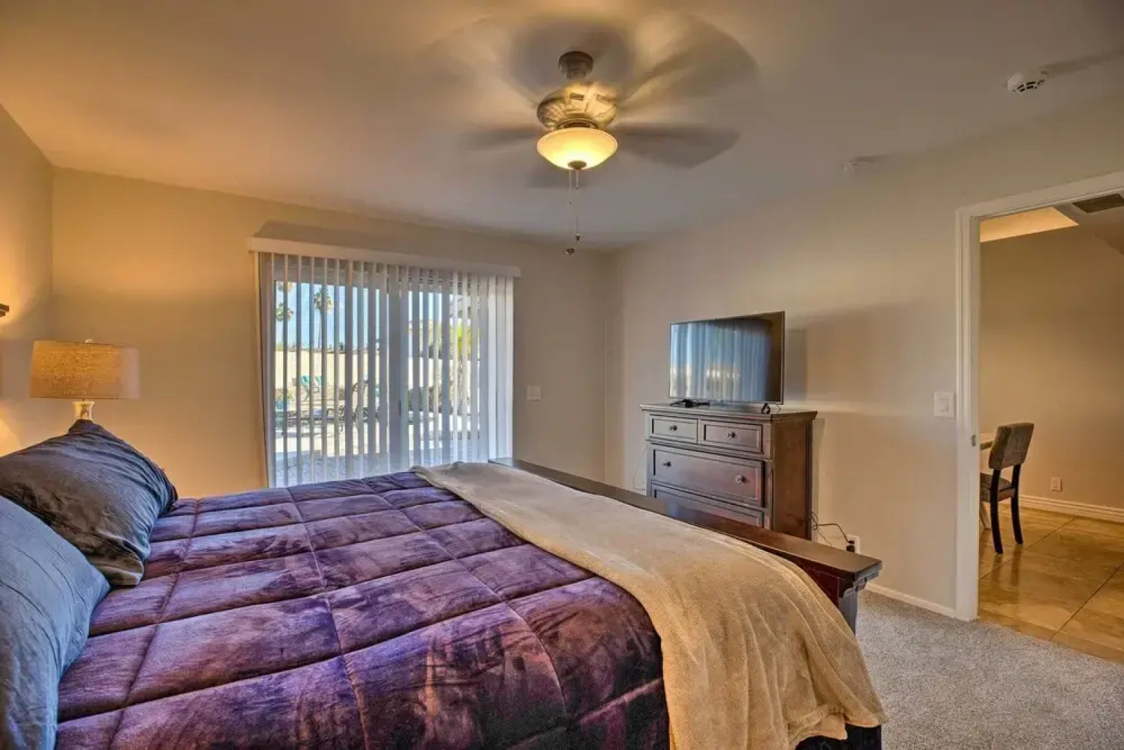 3 Mi to Westgate: Desert Home w/ Hot Tub in Peoria