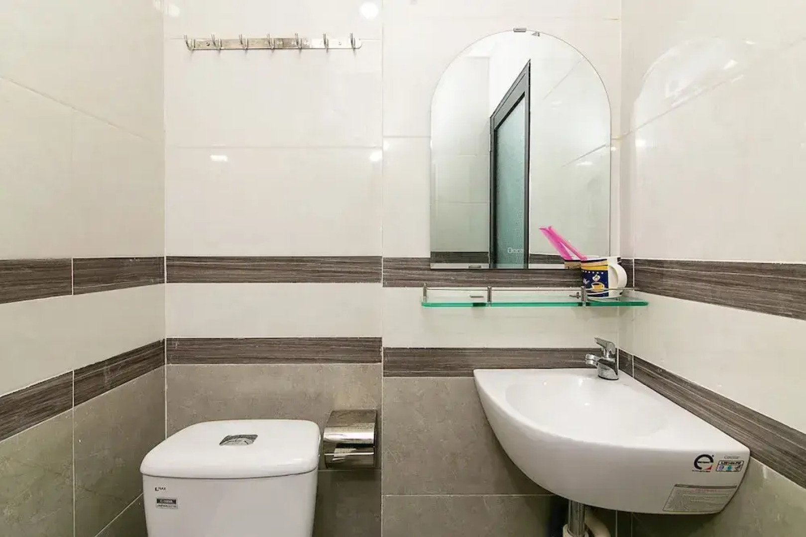 SPOT ON 806 Net Viet Homestay