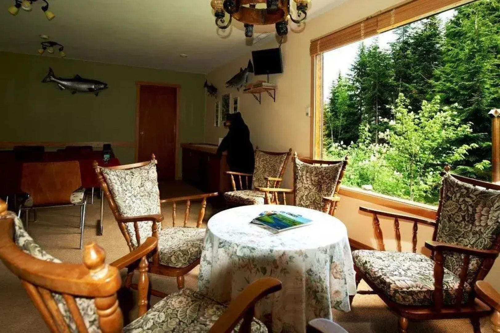 Shames Country Lodge