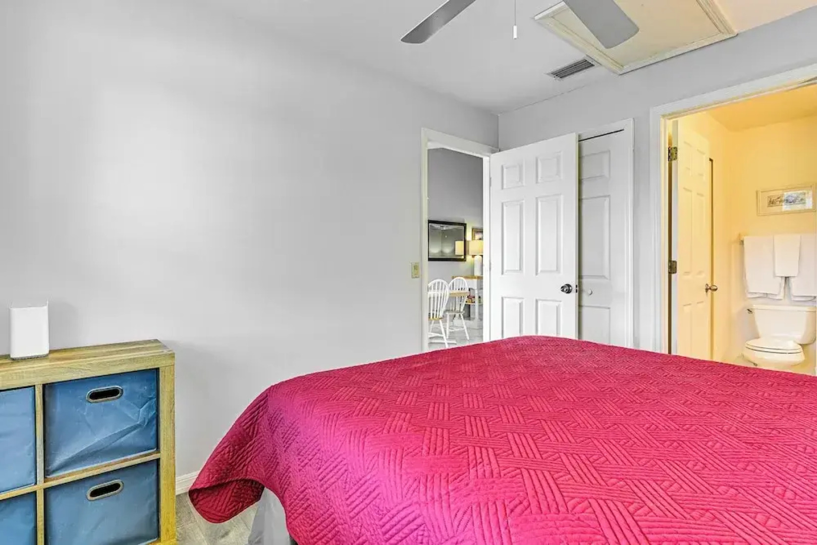 Sunny Canal-view Villa w/ Lanai in Sebring!