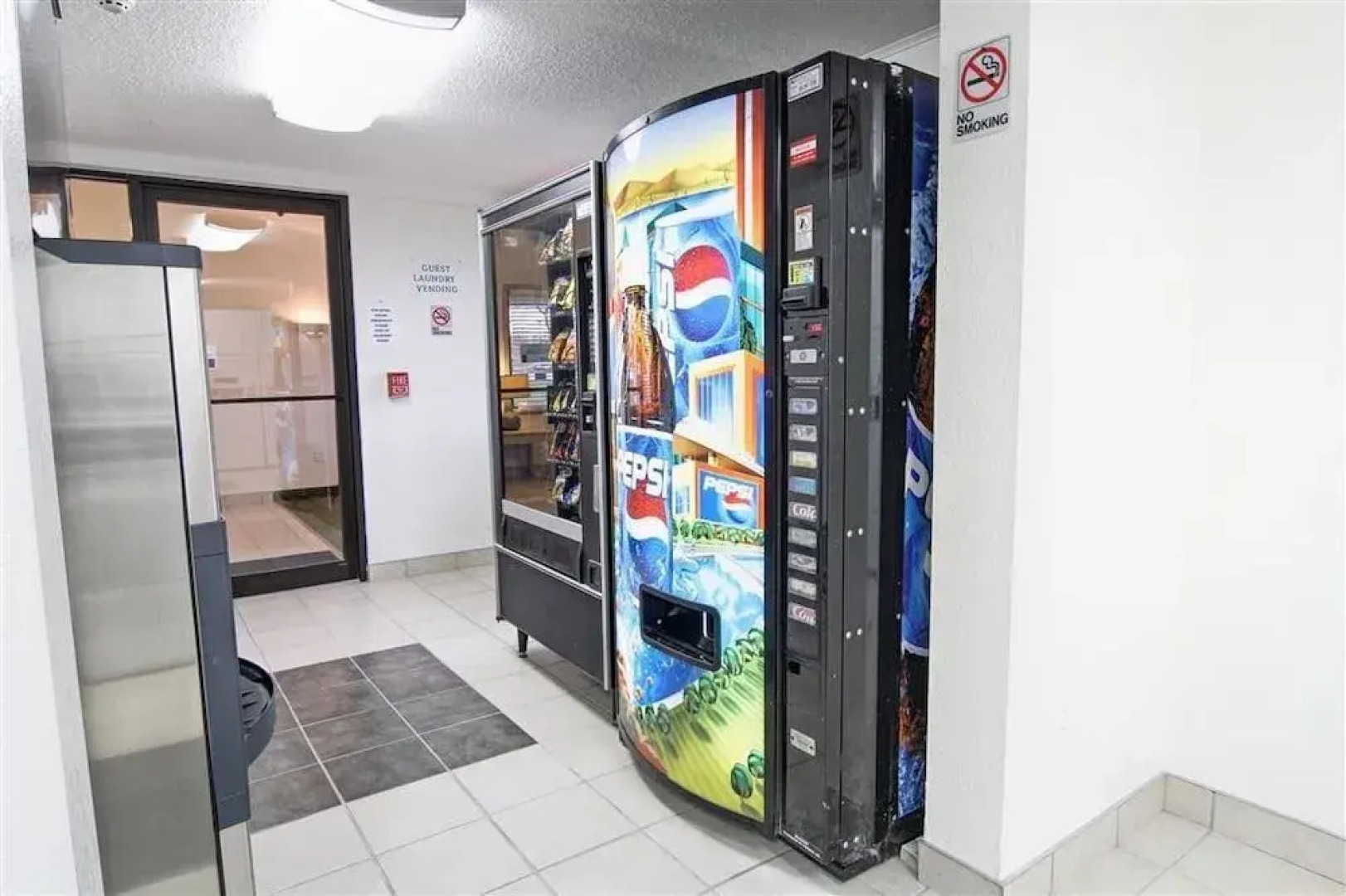 Suburban Studios Mentor - Cleveland Northeast