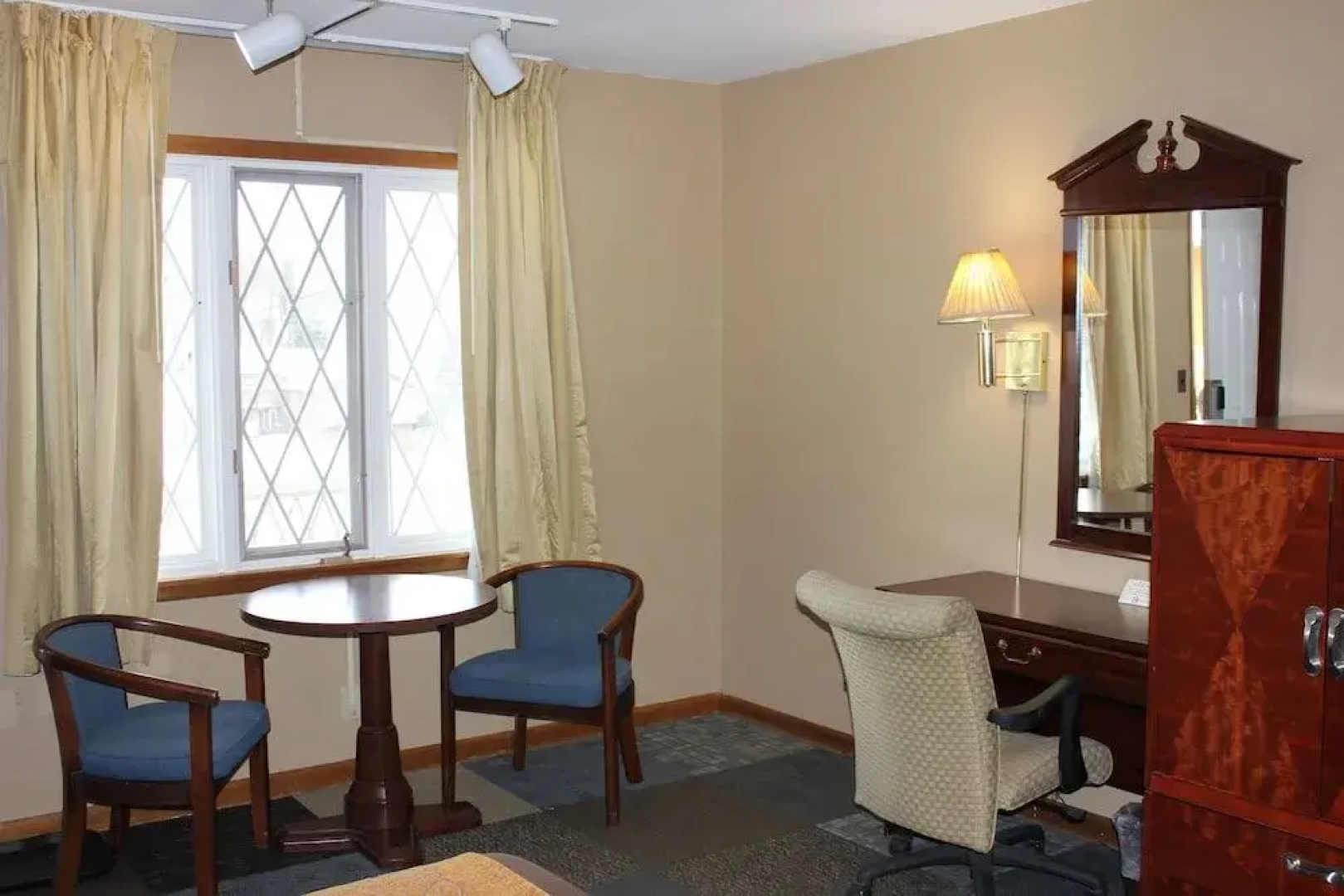 Americas Best Value Inn Oskaloosa