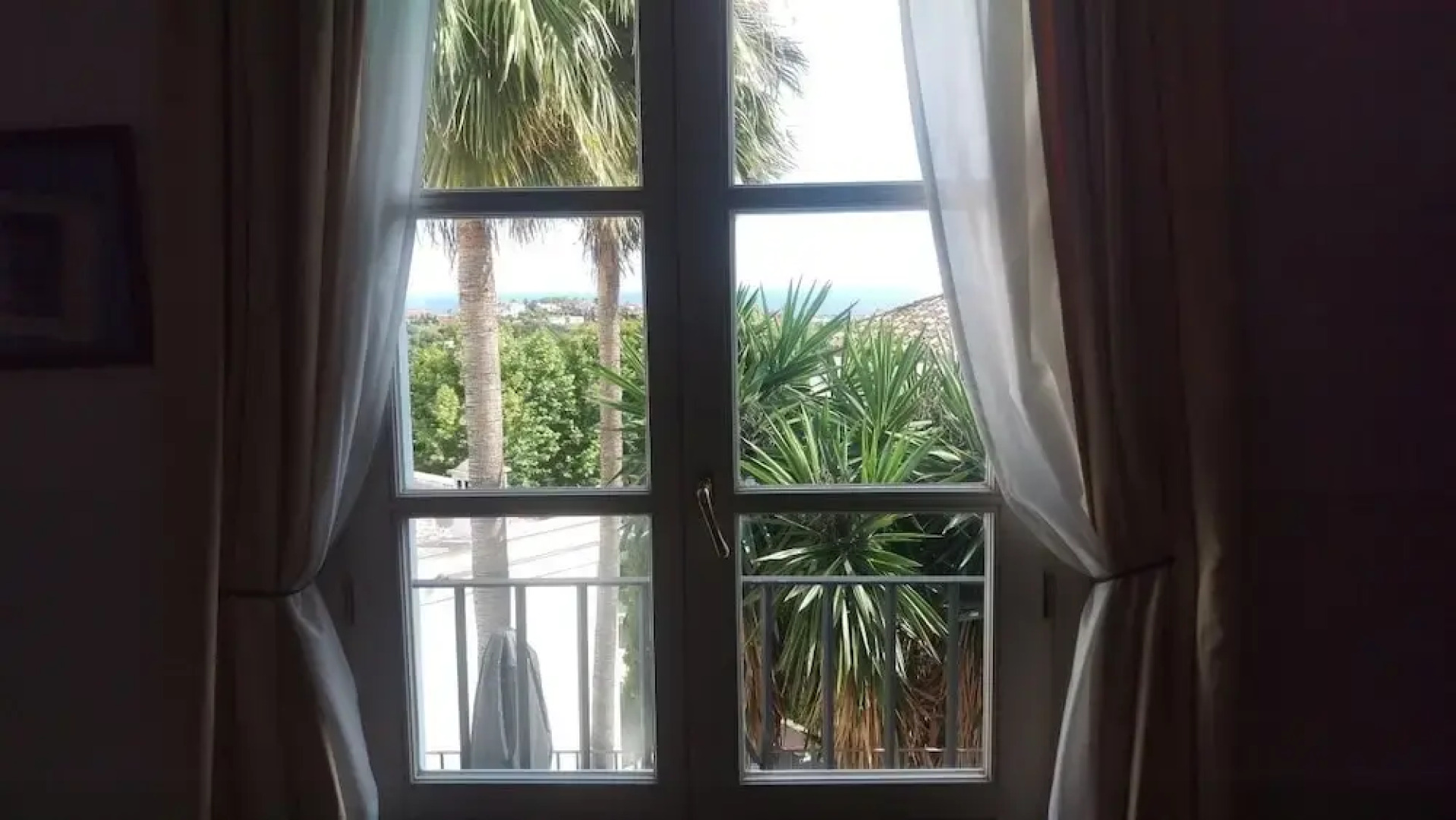 Spacious Family Benahavis Retreat